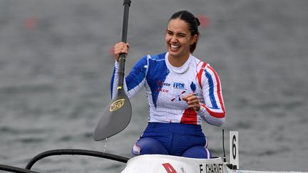 La Française Eléa Charvet lors des championnats du monde 2023 de paracanoë à Vaires-sur-Marne (Seine-et-Marne) le 30 août 2023. (BERTRAND GUAY / AFP)