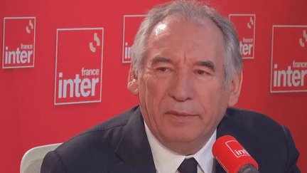 François Bayrou, maire de Pau et président du MoDem, invité de France Inter le 28 décembre 2023. (RADIOFRANCE)