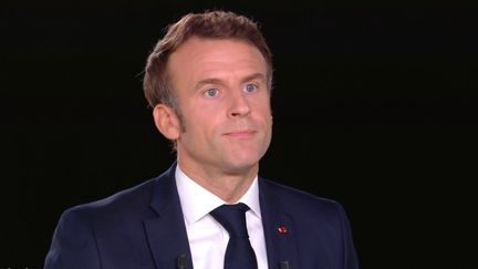 Le président de la République, Emmanuel Macron,&nbsp;sur le plateau&nbsp;de l'émission politique "L'Evénement" sur France 2, le 26 octobre 2022. (FRANCE 2)