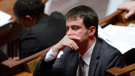 Le ministre de l'Int&eacute;rieur, Manuel Valls, &agrave; l'Assembl&eacute;e nationale &agrave; Paris, le 3 avril 2013.&nbsp; (ERIC FEFERBERG / AFP)