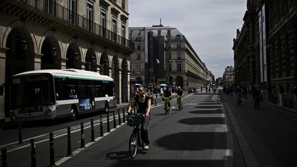 Avec cette nouvelle règle, la mairie de Paris veut réduire la circulation pour faire baisser le bruit et la pollution.