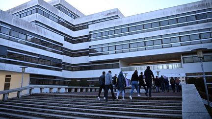 L'école d'ingénieurs CentraleSupelec, qui appartient à l'université Paris-Saclay, à Gif-Sur-Yvette (Essonne), le 8 octobre 2021. (ANNE-CHRISTINE POUJOULAT / AFP)