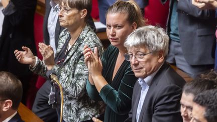 La présidente du groupe LFI à l'Assemblée nationale Mathilde Panot à côté d'Eric Coquerel, président de la commission des Finances, lors de la session de questions au gouvernement du 8 octobre 2024. (VINCENT ISORE / MAXPPP)