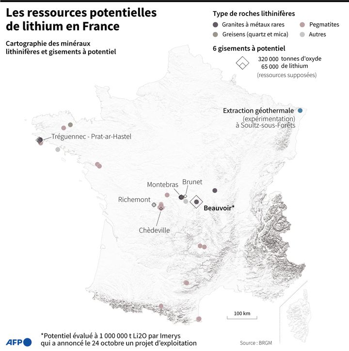 Carte de la répartition des ressources de lithium en France et les gisements à faible ou fort potentiel, selon un rapport du BRGM de décembre 2018. (AFP)