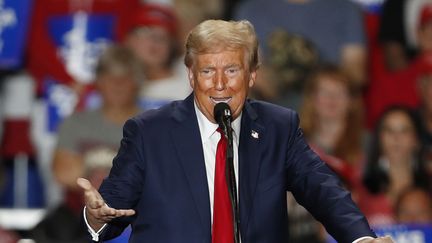 Former US President and Republican presidential candidate Donald Trump speaks during a campaign rally at the Bayfront Convention Center in Erie, Pennsylvania, United States, September 29, 2024. (DAVID MAXWELL / EPA)