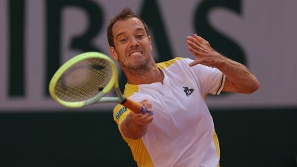 Richard Gasquet lors de son match du premier tour de Roland-Garros, le 30 mai 2023. (THOMAS SAMSON / AFP)