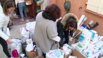 Guerre en Ukraine : à Marseille, les infirmiers organisent des collectes de matériel médical