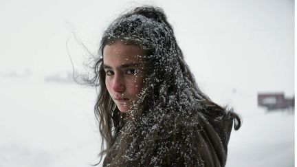 Merve Dizdar dans "Les Herbes sèches" de Nuri Bilge Ceylan (2023). (MEMENTO DISTRIBUTION)