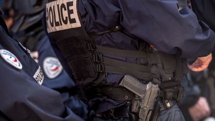 Des policiers &agrave; Amiens (Somme), le 28 ao&ucirc;t 2015. (PHILIPPE HUGUEN / AFP)