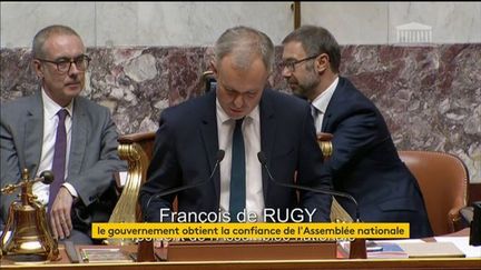 Une large majorité de députés vote la confiance au gouvernement d'Edouard Philippe