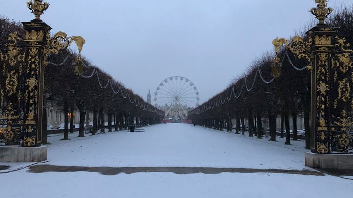 La place de la Carrière sous la neige, à Nancy (Meurthe-et-Moselle), le 14 décembre 2022. (MAXPPP)