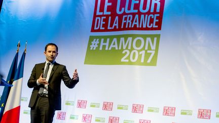 "Evidemment, je suis prêt à discuter avec Mélenchon", lance Benoît Hamon