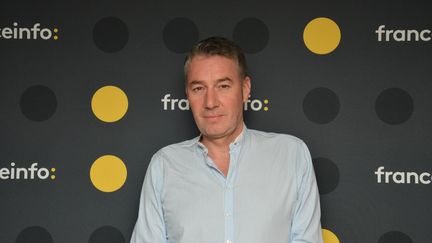 Alexandre Pasteur,&nbsp;commentateur du Tour de France pour France Télévisions. (JEAN-CHRISTOPHE BOURDILLAT / RADIO FRANCE)