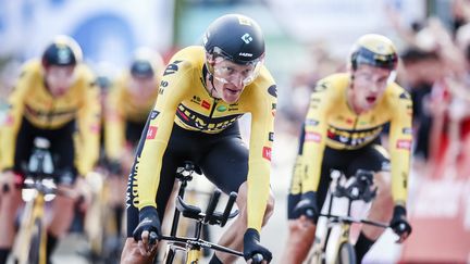 Robert Gesink (Jumbo-Visma) lors du contre-la-montre par équipes inaugural de la Vuelta le 19 août 2022. (SEM VAN DER WAL / ANP MAG / AFP)