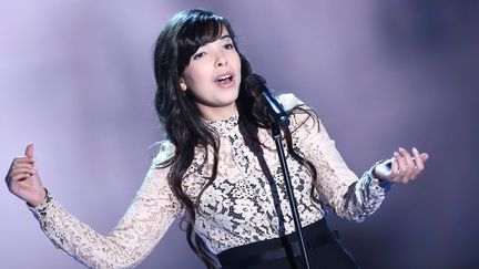 Indila, lors de sa première télé, dans l'émission "Vivement dimanche" sur France 2
 (PHOTOPQR/LE PARISIEN)