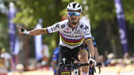 Julian Alaphilippe (Quick-Step Alpha Vinyl) sur la première étape du Tour de Wallonie, le 23 juillet 2022. (JOHN THYS / BELGA / AFP)