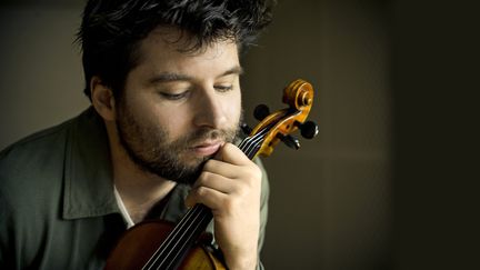 Le violoniste et compositeur Mathias Lévy (JEAN-BAPTISTE MILLOT)