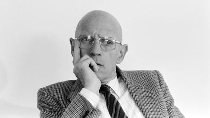 Le philosophe Michel Foucault à Paris, le 25 mai 1984. (MICHELE BANCILHON / BANCILHON)