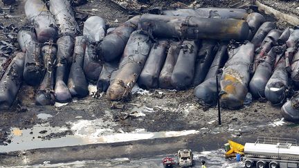 Les restes du train qui a explos&eacute; &agrave; Lac-Megantic (Canada), le 8 juillet 2013. (MATHIEU BELANGER / REUTERS)