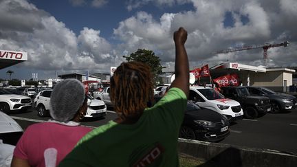 Les protestations contre la vie chère se poursuivent en Martinique (photo d'illustration). (PHILIPPE LOPEZ / AFP)