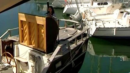 La "pianigatrice" Marieke Huysmans en concert dans le Vieux-port de la Rochelle, le 14 juillet 2016
 (Culturebox / Capture d&#039;écran)