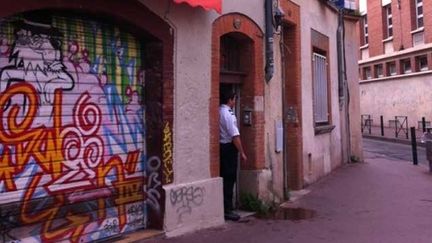 &nbsp; (L'immeuble de la rue Merly à Toulouse où a été retrouvé le corps © Radio France / France Bleu Toulouse)