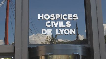 Lyon : les deux siamoises ont été opérées avec succès