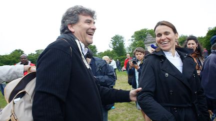  (Arnaud Montebourg à Saint-Léger-sous-Beuvray en Saône-et-Loire en 2015 en compagnie d'Aurélie Filippetti © Maxppp)