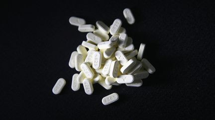 Des pilules d'oxycodone – un opioïde – dans la ville de Norwich, située dans le Connecticut (Etats-Unis), le 23 mars 2016. (JOHN MOORE / GETTY IMAGES NORTH AMERICA)