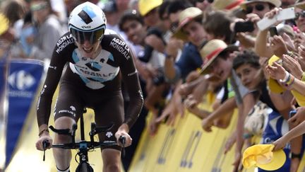 Le coureur français Romain Bardet laisse échapper la 5e place pour deux secondes