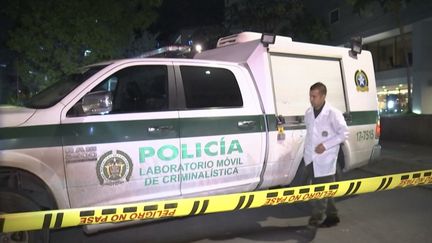 Un laboratoire de la police criminelle dépêché sur les lieux de l'assassinat d'un ingénieur français lundi 2 décembre à Bogota en Colombie. (HO / NOTICIAS RCN)