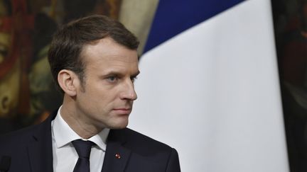 Emmanuel Macron lors d'une conférence de presse à Rome, en Italie, le 11 janvier 2018. (ANDREAS SOLARO / AFP)