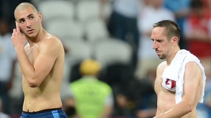 Karim Benzema et Franck Rib&eacute;ry, le 11 juin 2012 &agrave; Donetsk (Ukraine). (FRANCK FIFE / AFP)