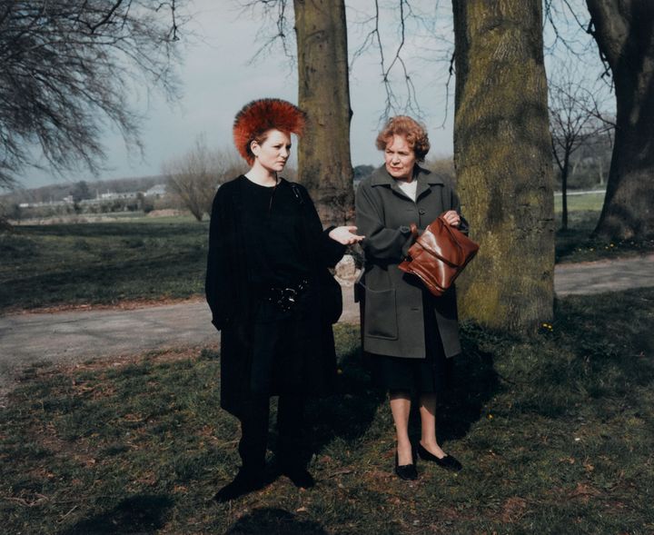 Martin Parr, "The Cost of Living - Punk with her Mother", 1986
 (Centre Pompidou / J-C.Planchet / Dist. RMN-GP © Martin Parr / Magnum Photos)