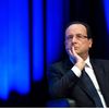 Le pr&eacute;sident de la R&eacute;publique, Fran&ccedil;ois Hollande, lors d'un d&eacute;placement &agrave; Cournon-d'Auvergne (Puy-de-D&ocirc;me), le 2 octobre 2013. (LCHAM / SIPA)