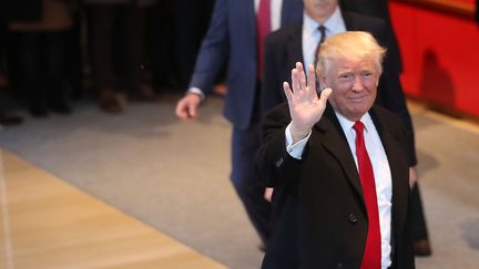 Le président-élu des Etats-Unis, Donald Trump, dans le hall des locaux du "New York Times", mercredi 23 novembre 2016.&nbsp; (SPENCER PLATT / GETTY IMAGES NORTH AMERICA / AFP)