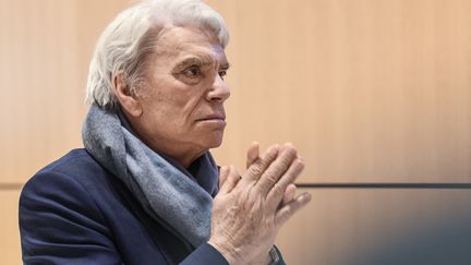 L'ex-homme d'affaires Bernard Tapie lors de son premier procès pour l'arbitrage du Crédit Lyonnais, le 4 avril 2019 au tribunal correctionnel de Paris. (BERTRAND GUAY / AFP)