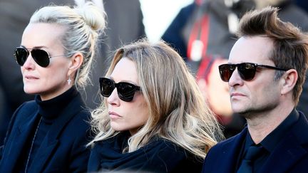 Laeticia Hallyday, Laura Smet et David Hallyday le 9 décembre 2017
 (Francois Mori/AP/SIPA)