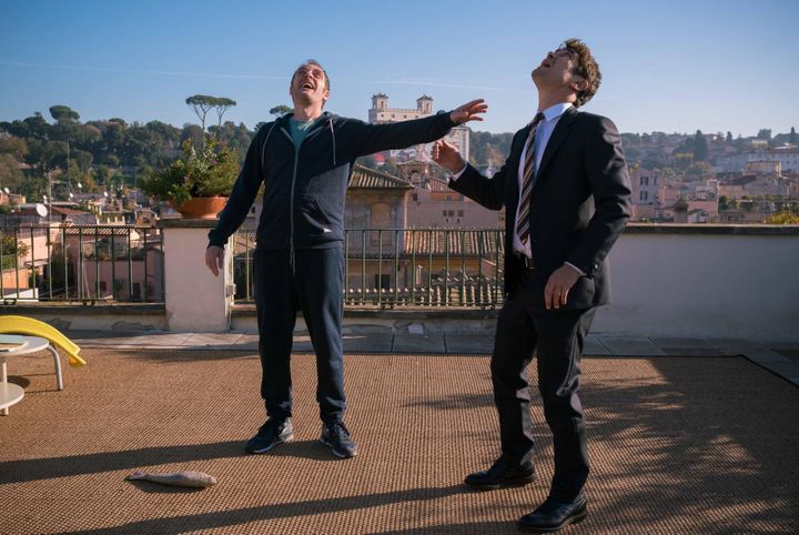 Valerio Mastrandrea (Ettore) et Riccardo Scamarcio (Matteo) sur la terrasse de l'appartement de Matteo.
 (Andrea Pirrello)