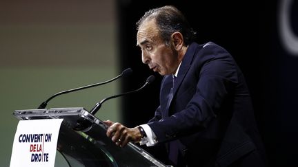 Eric Zemmour, le 28 septembre 2019, pendant un discours lors de la "Convention de la droite", à Paris. (SAMEER AL-DOUMY / AFP)