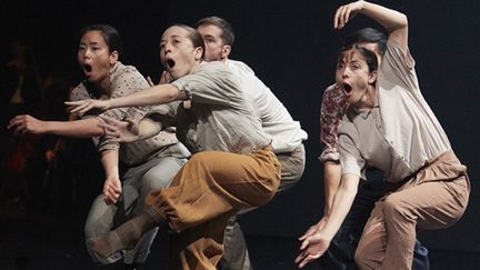 "Grand Finale" Hofesh Shechter, La Villette 2017
 (Christophe Raynaud de Lage)