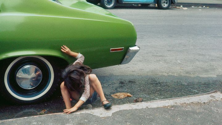 Photographie d'Helen Levitt en 1980 à New York issue de "Les femmes photographes sont dangeureuses" (HELEN LEVITT)