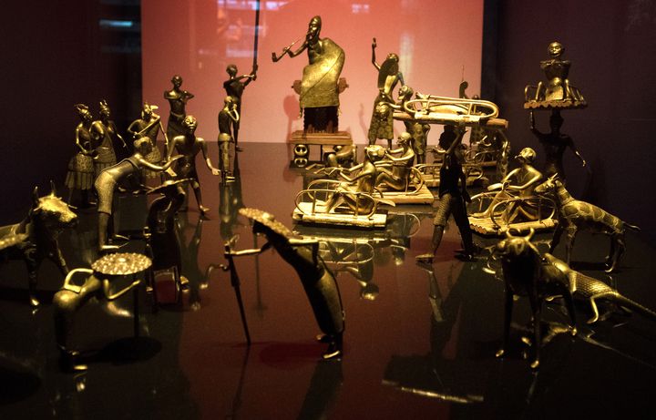 La cérémonie Alto du royaume de Dahomey, une des oeuvres du Bénin exposées au Musée du Quai Branly - Jacques Chirac, dont le pays demande la restitution à la France. (GERARD JULIEN / AFP)