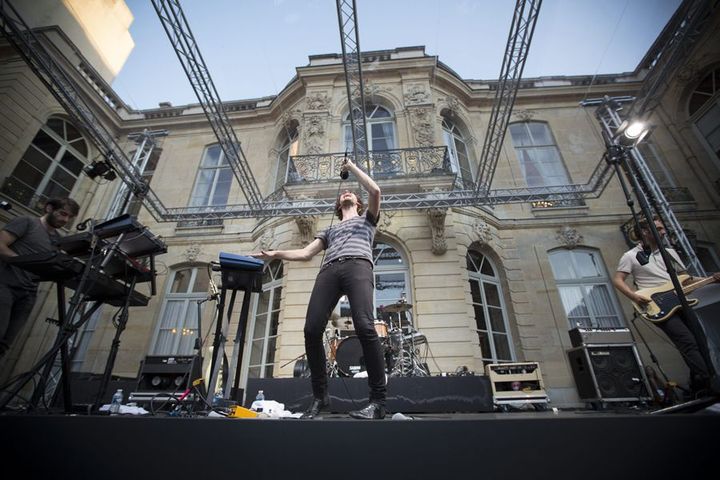 Pony Pony Run Run dans la Cour d&#039;Honneur de l&#039;Hôtel Matignon
 (MAXPPP/XAVIER DE TORRES)