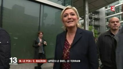 Les deux candidats sont immédiatement repartis en campagne, sur le terrain, dès ce matin, après leur duel télévisé. (FRANCEINFO)