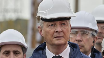 Le ministre de l'Economie et des Finances Bruno Le Maire visite une usine chimique à Dombasle-sur Meurthe (Meurthe-et-Moselle) le 9 novembre 2022 (PATRICE SAUCOURT / MAXPPP)