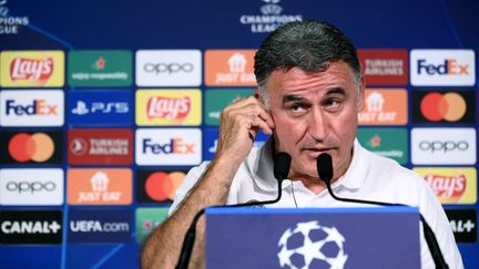 L'entraîneur du PSG Christophe Galtier en conférence de presse à Paris, le 5 septembre 2022. (FRANCK FIFE / AFP)