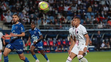 Kylian Mbappé lors du match de la première journée de la Ligue 1 entre le PSG et Troyes. (CHRISTOPHE PETIT TESSON / EPA / AFP)