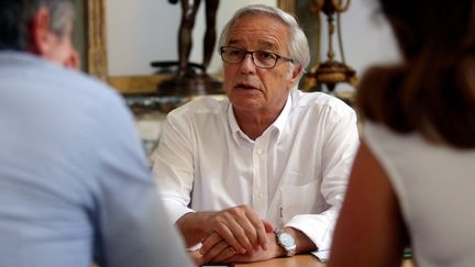 Le ministre du Travail, Fran&ccedil;ois Rebsamen, &agrave;&nbsp;Aix-en-Provence (Bouches-du-Rh&ocirc;ne), le 4 juillet 2015. (MAXPPP)