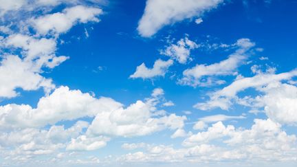 &nbsp; (Créer des nuages pour lutter contre le réchauffement !- photo prétexte © Fotolia)